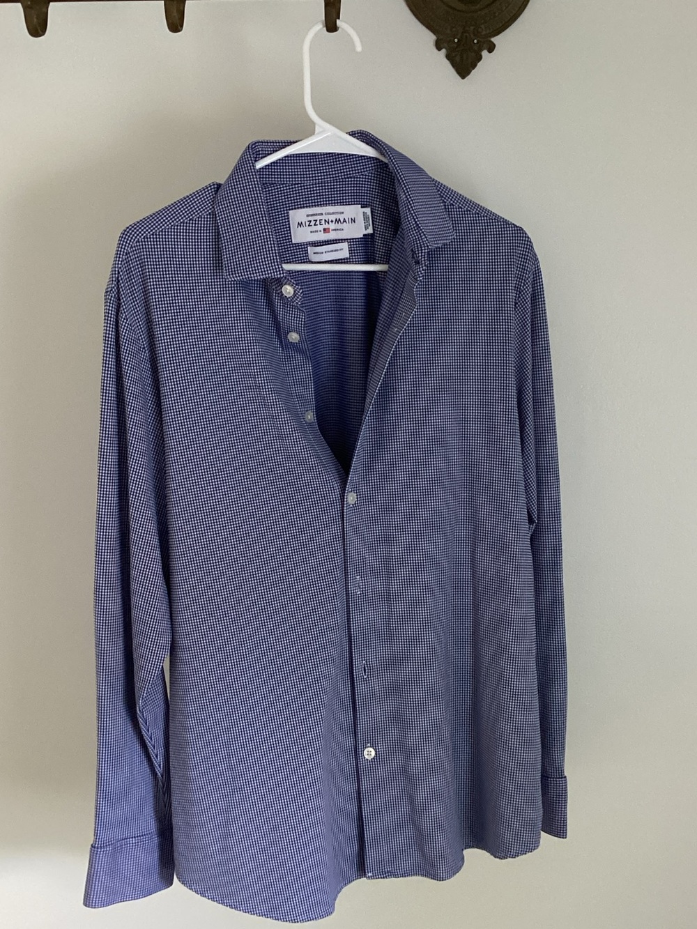 Mizzen+Main Men’s Navy Micro-Check Dress Shirt